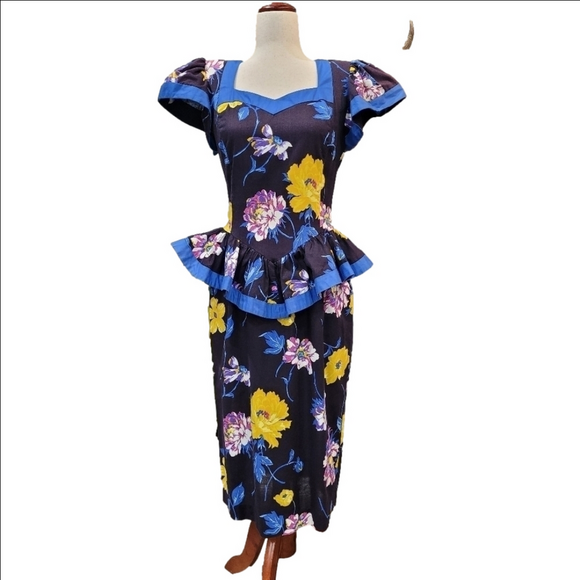 Leslie Lucks Dresses & Skirts - Leslie Lucks Dress, Size Small, Very Good Good Condition, Vintage